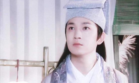 年轻时帅炸天的8位男星，中年后，有人胖快200斤，有人秃成地中海