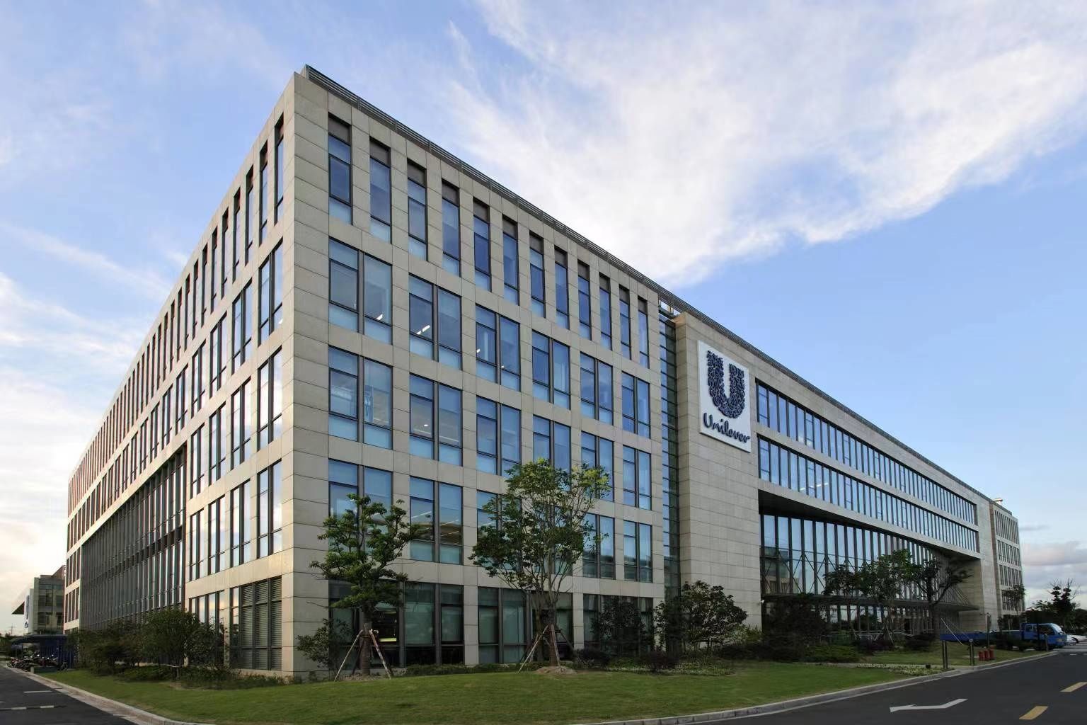 美国为什么要征中国企业税,美国对中国哪些企业征收税