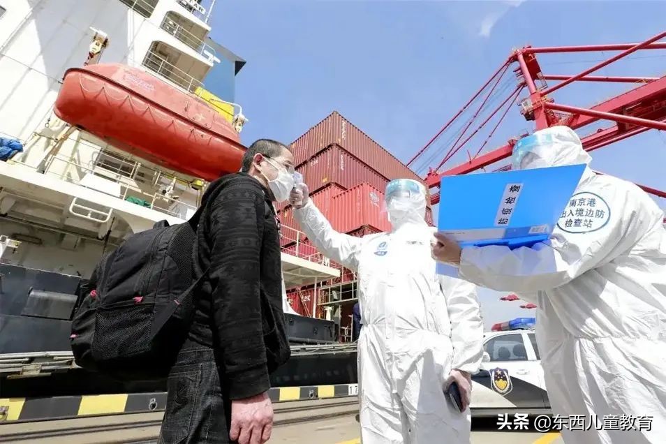 千万不要和好朋友聊这三个问题,和好朋友在一起聊天最好别聊什么