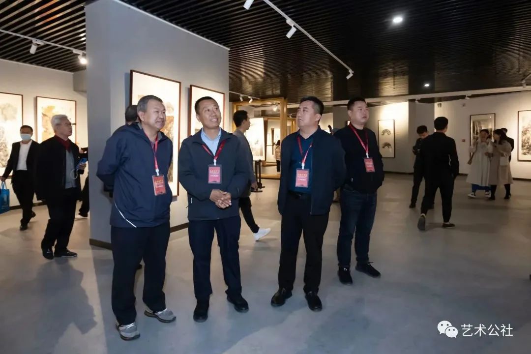 “与时代同行—中国书画名家走进榆阳学术邀请展”在陕西榆林开幕