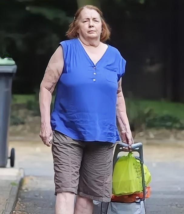 从贫家女到交际花,50年前搅乱英国的桃色事件:嫩模设局钓大臣