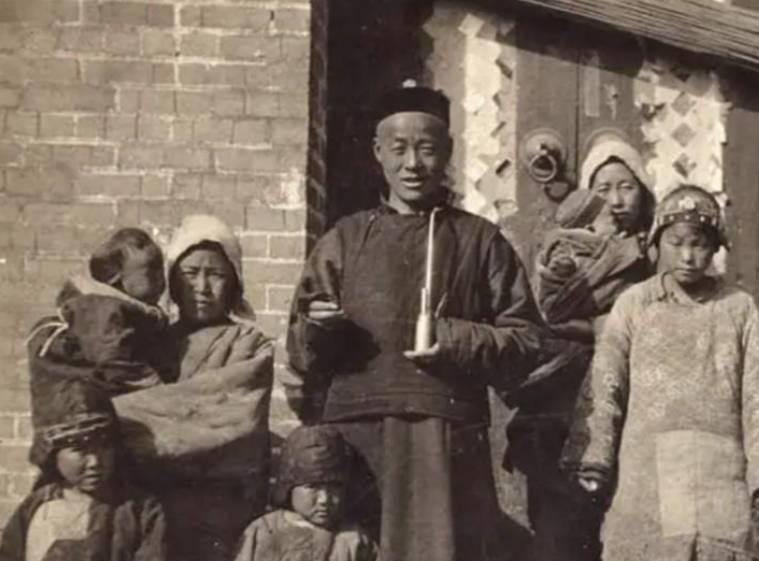 绾崇补寰峰浗灞犳潃鐘瑰お濂充汉,绾崇补灞犳潃鐘瑰お濡囧コ绾疄