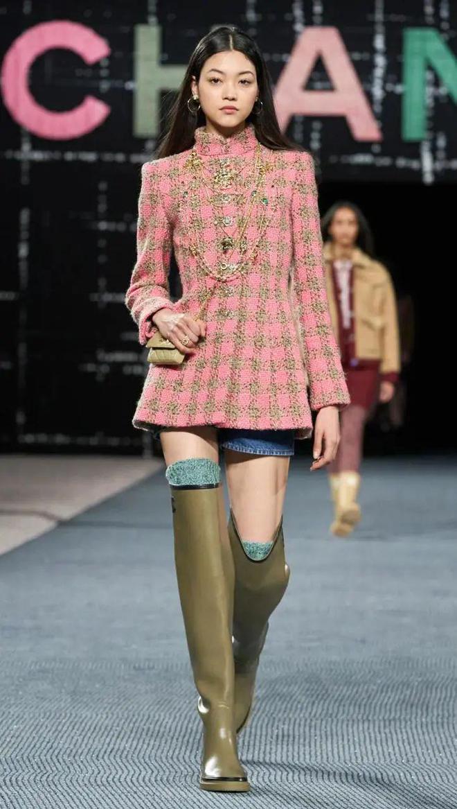 杨幂穿什么长靴子好看,杨幂同款过膝长靴