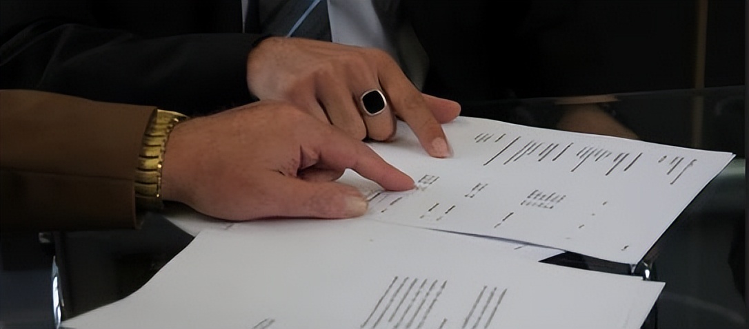 女子炒股四年亏掉400万,炒股4年赚4亿