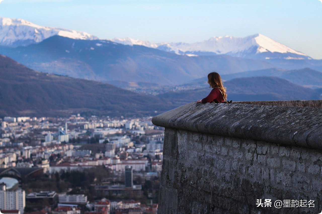 古诗词中隐藏的好听的名字女,古诗词起名字女孩2019
