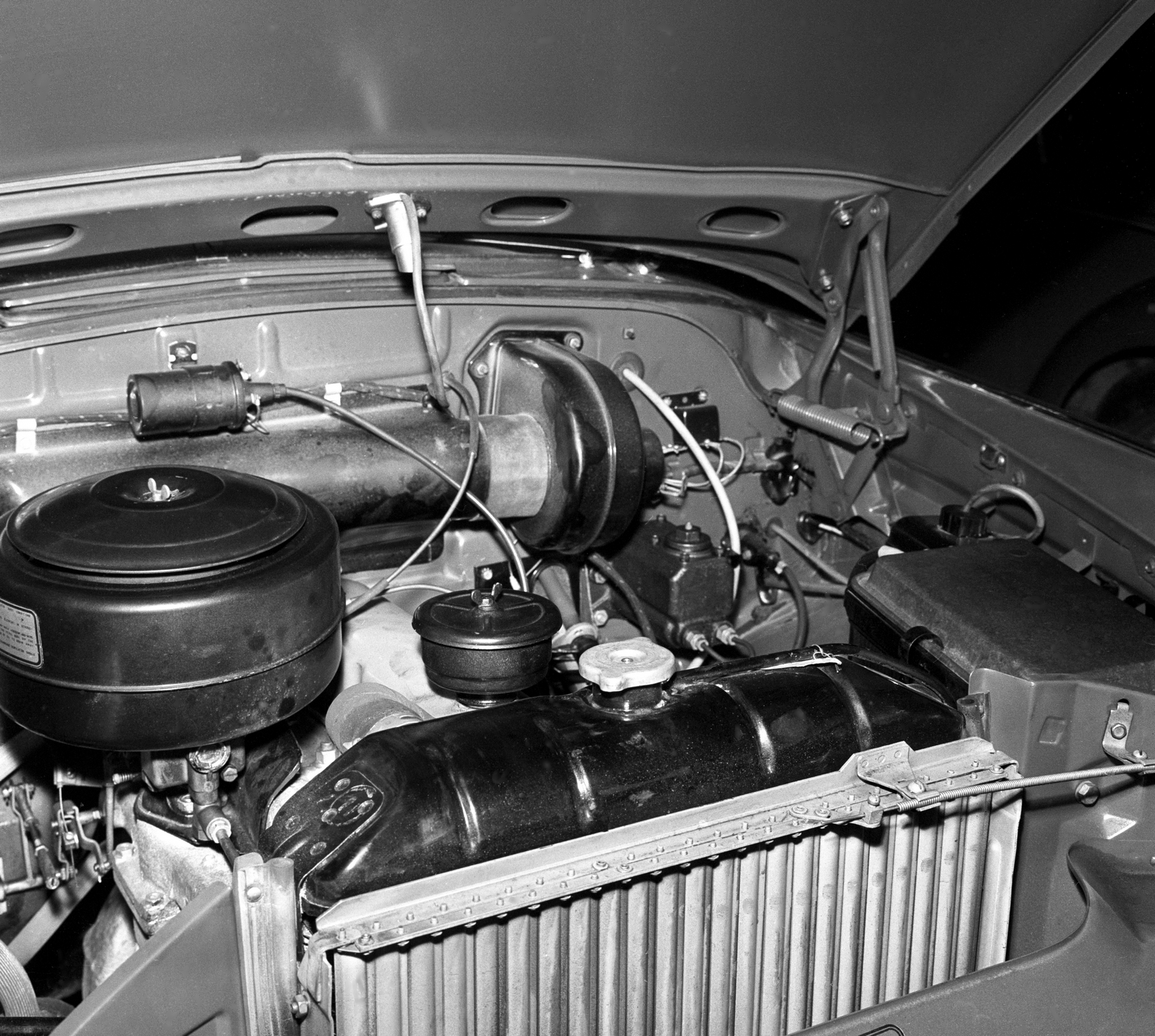 1993款苏联车伏尔加,苏联汽车工业的结晶伏尔加轿车