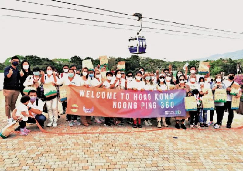 ​香港再次放宽社交距离！首个泰国团抵港，游客备万元买买买