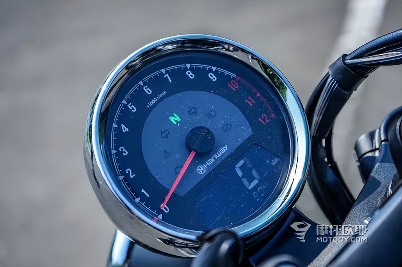 汉威bobberb40和金吉拉300,汉威bobber改双座