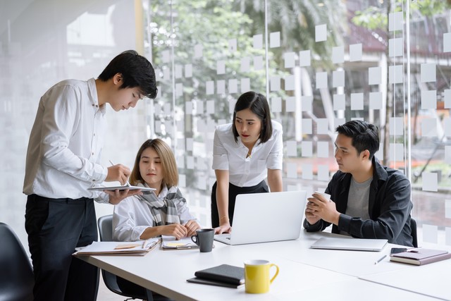 没有多少钱想自己创业应该怎么办,负债累累的人如何再次创业