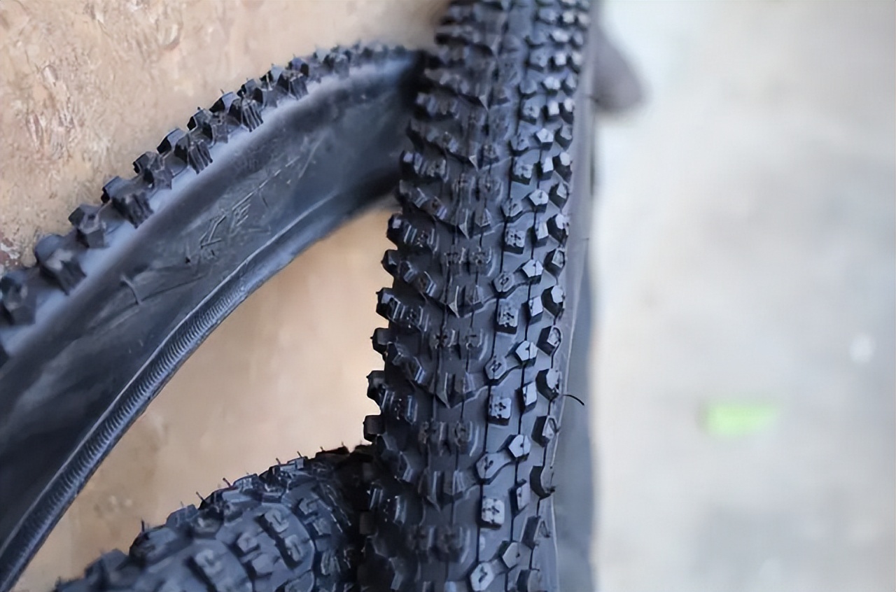 白宝山袭击装甲兵司令部,白宝山夜袭装甲兵