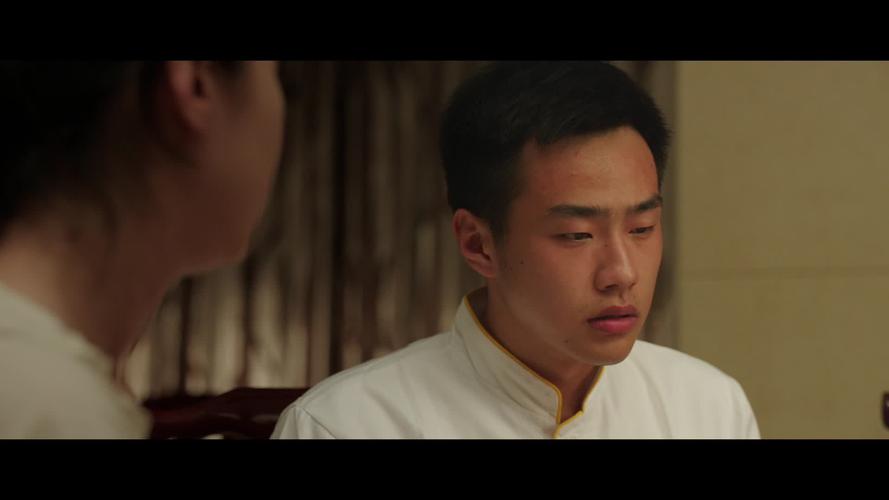 关于华语电影中的女性叙事的研究，并以毕业作品《花儿》为例