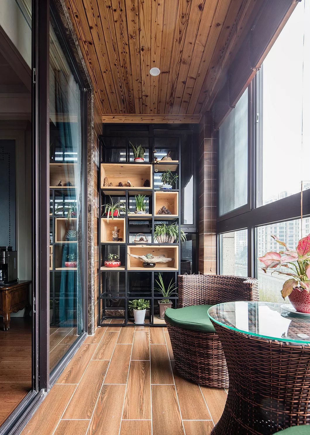 130平现代轻奢风迷人高雅范儿,127平现代美式风格