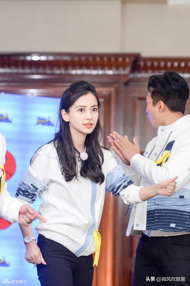 足球宝贝明星身材,足球明星高清写真