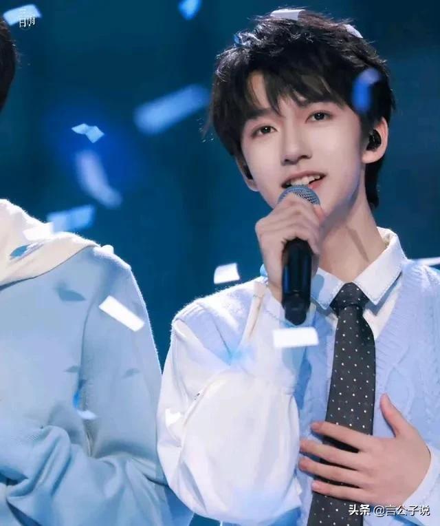 长着兔子脸的男明星有哪些,长得像兔子牙的男明星