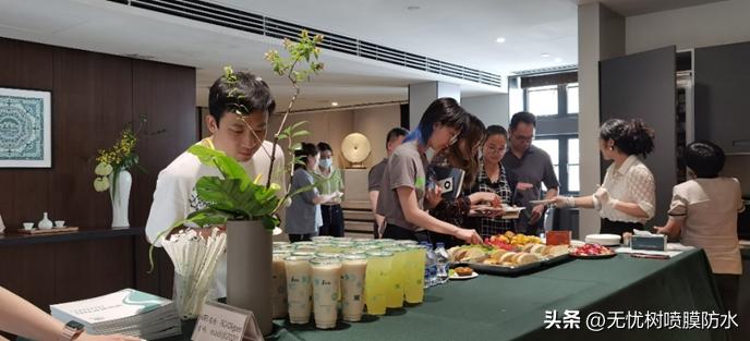 汇聚行业精品携手共创辉煌,汇聚各界智慧共谋发展大计