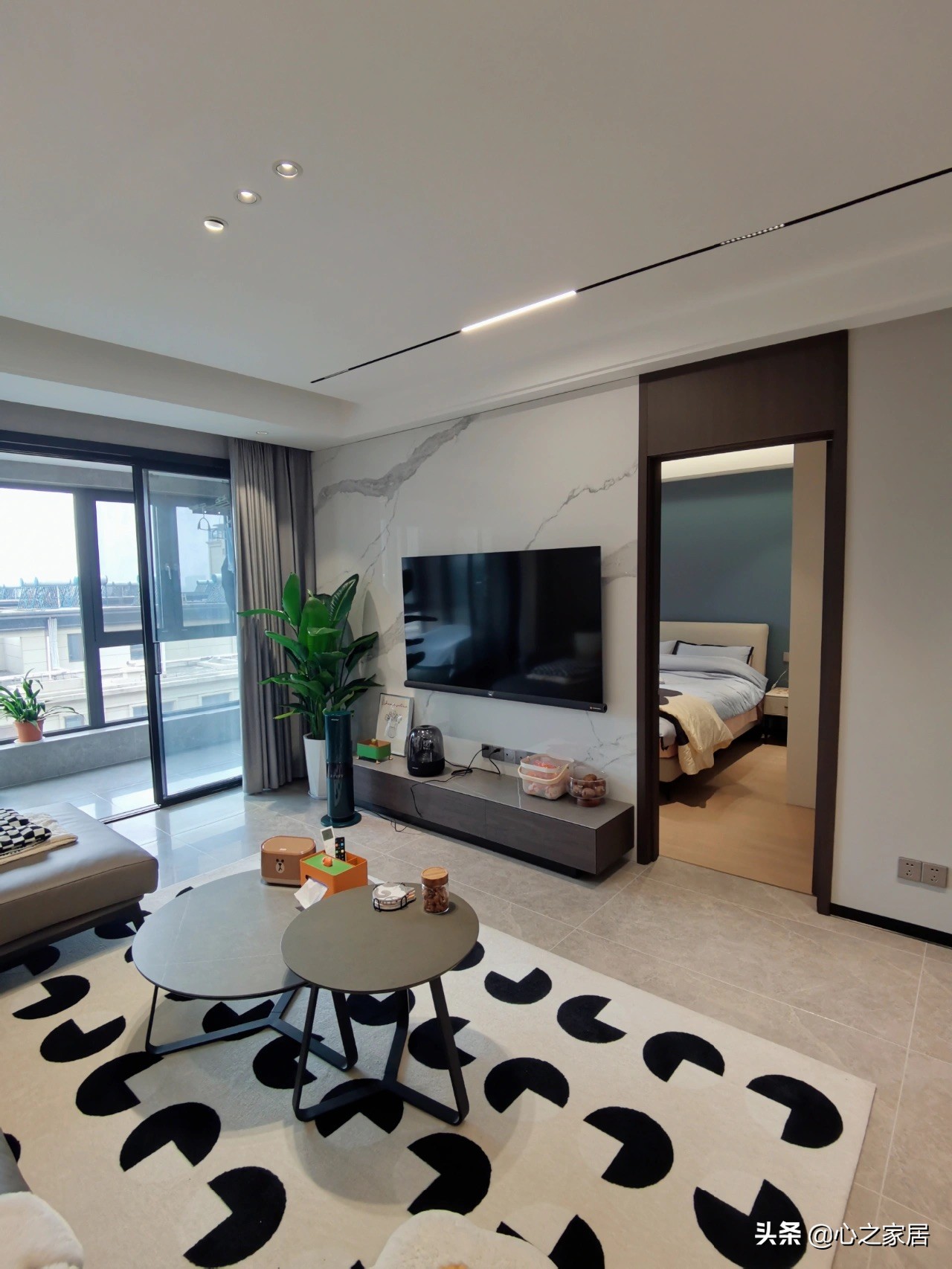 130平四室两厅二卫的客厅,130平米大四居