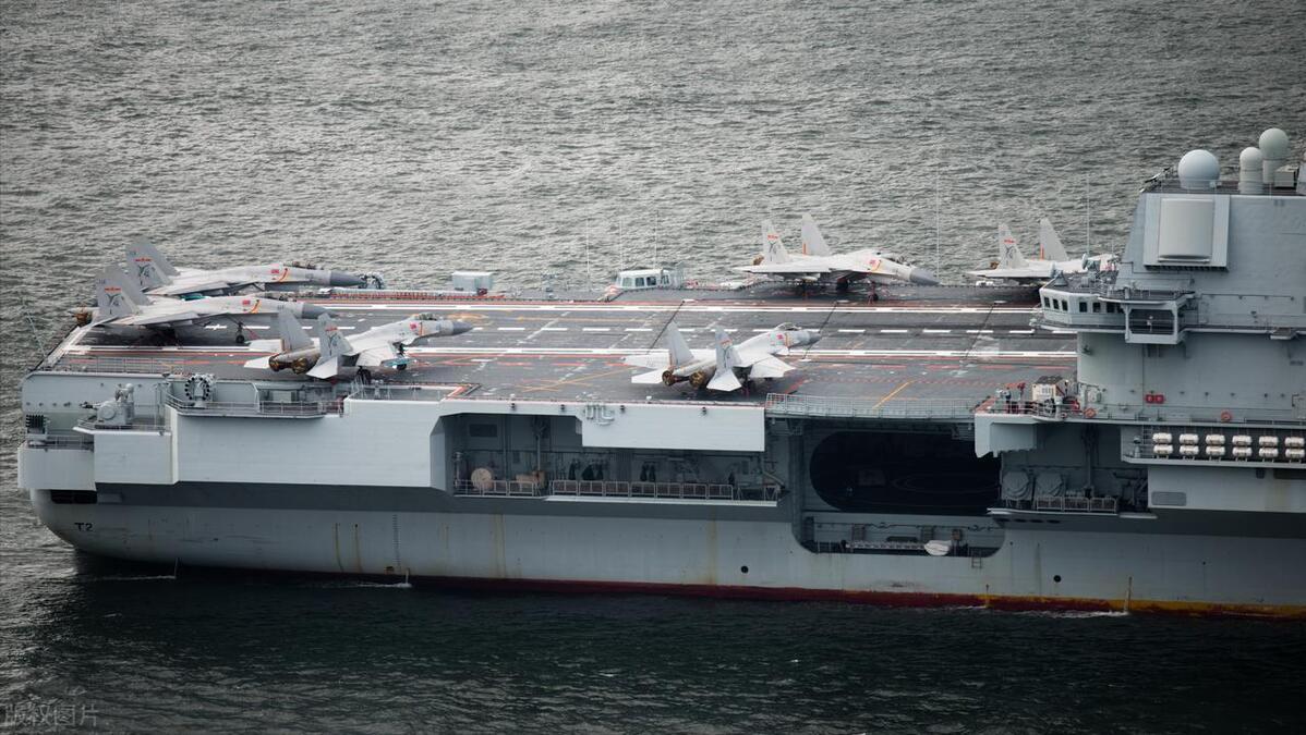 土耳其为啥要扣押辽宁舰？不是我们好欺负，是“土狗”实在太奇葩