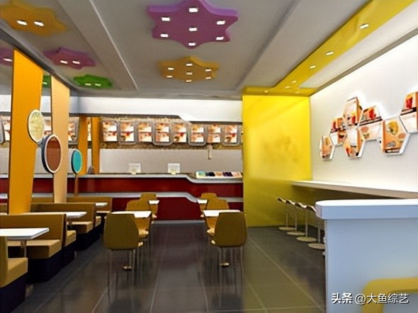 盘点33岁打工人的心酸真实现状,3年轻人20万开店日营业额仅79