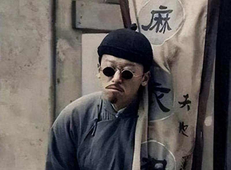 广西一犯人被枪决,广西一罪犯被押往刑场枪决