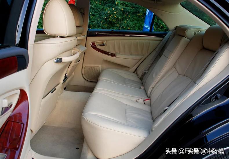 红旗盛世皇冠3.0,红旗盛世3.0一手车