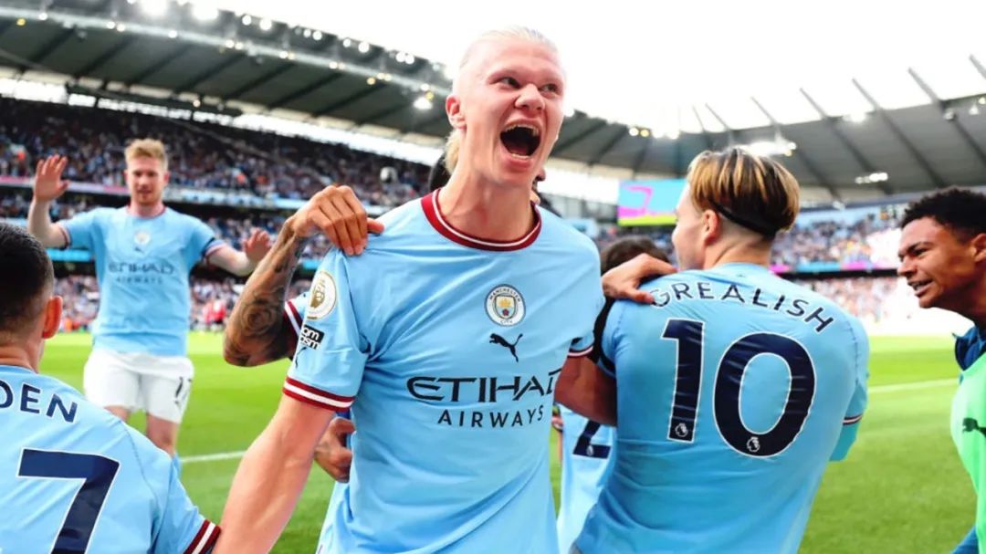 金球奖本泽马颁奖片段,本泽马获得金球