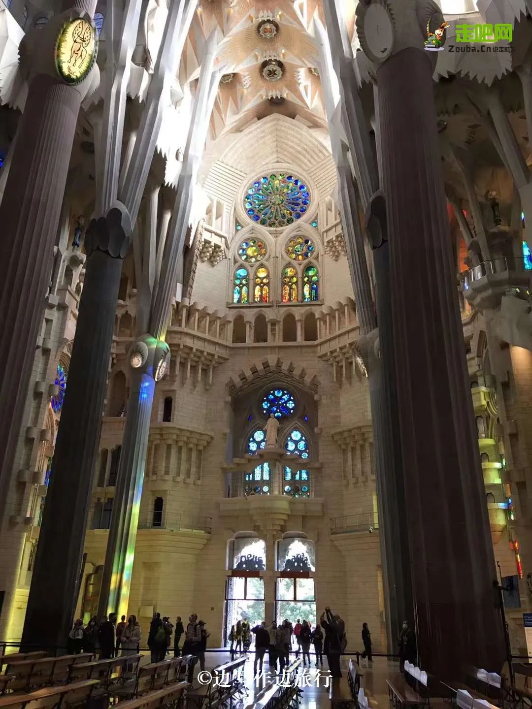 贫穷女大学生第一次出国旅行去哪,女生穷游4年游了24个国家