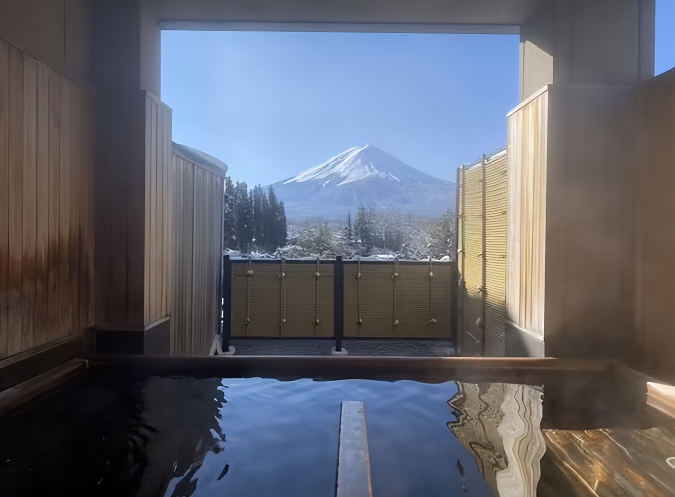 日本富士山的旅游攻略,富士山在日本哪里地图