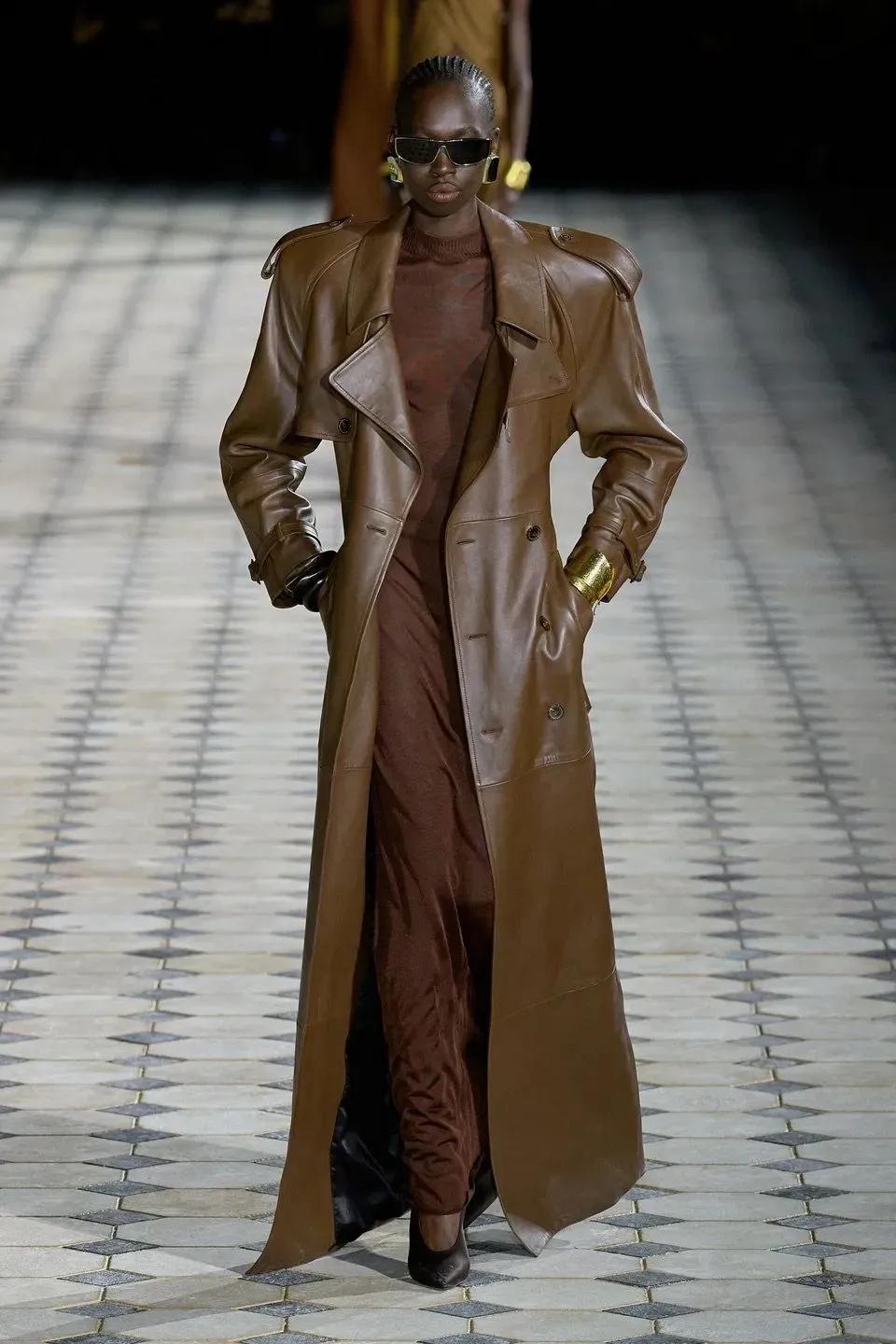 rose巴黎时装周幕后花絮,巴黎时装周ysl凯特摩丝