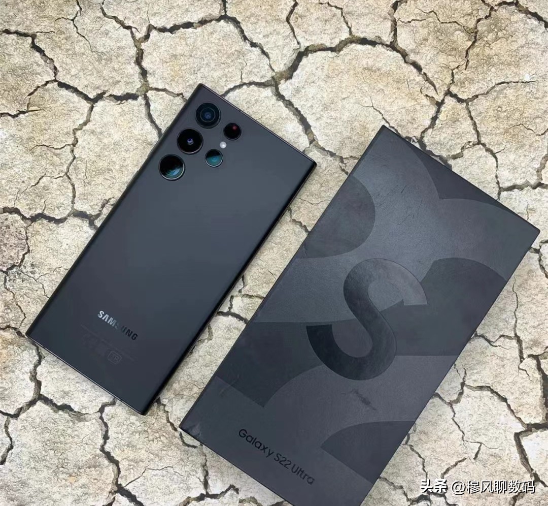 涓夋槦鏃楄埌鏈哄瀷闄嶄环3000澶氬厓,涓夋槦闄嶄环12g鎵嬫満