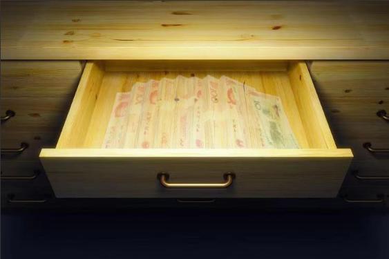 13年上海女医生遇怪事，每逢四家里的钱总会诡异消失，4年丢120万