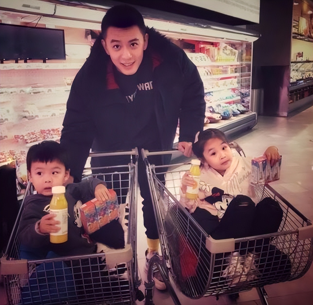 帅气篮球教练杨鸣,篮球帅教练杨鸣