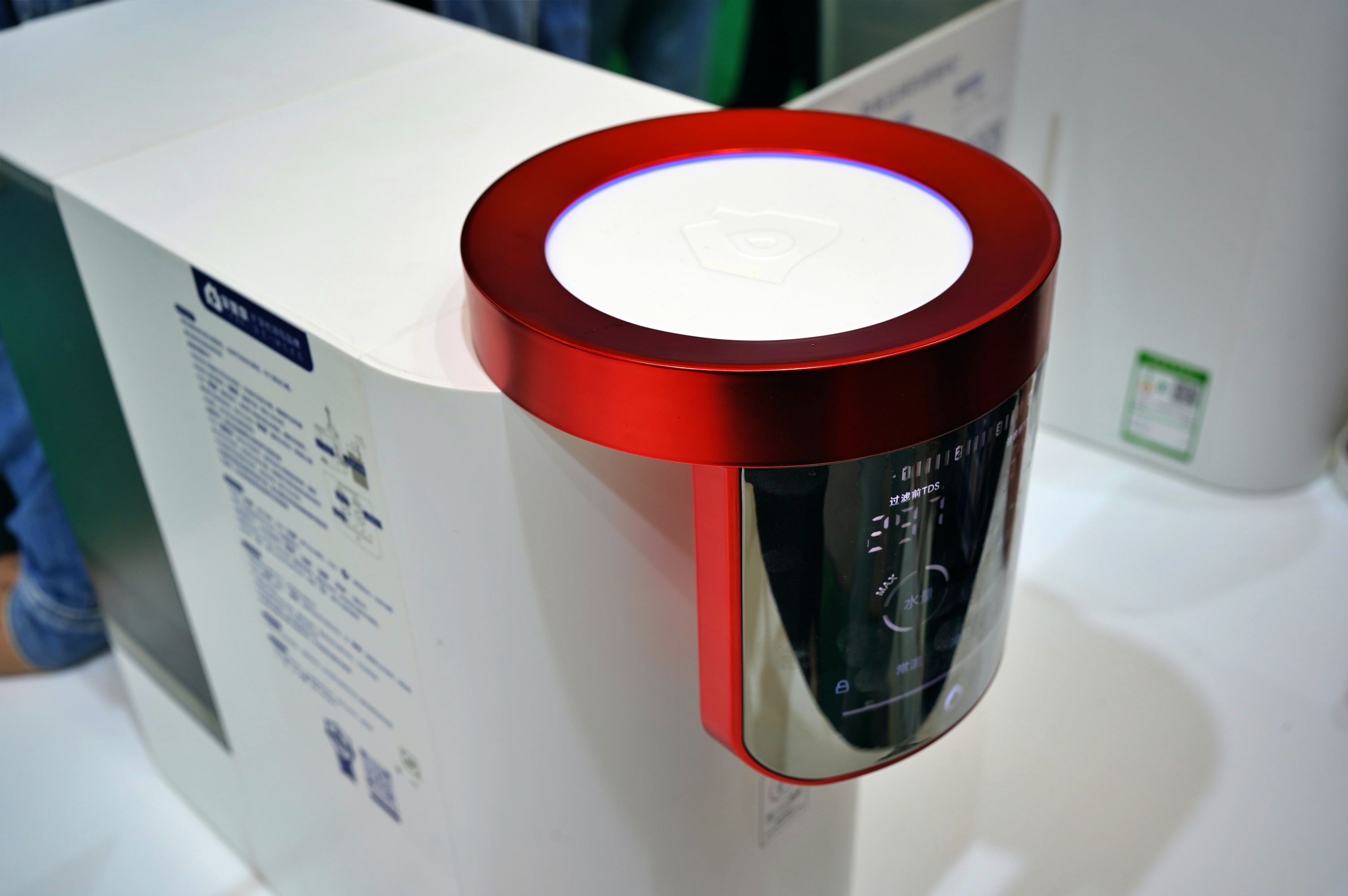 AWE展上搬了座雪山回家，享受雪山水的“黑科技”-家里泉矿泉机