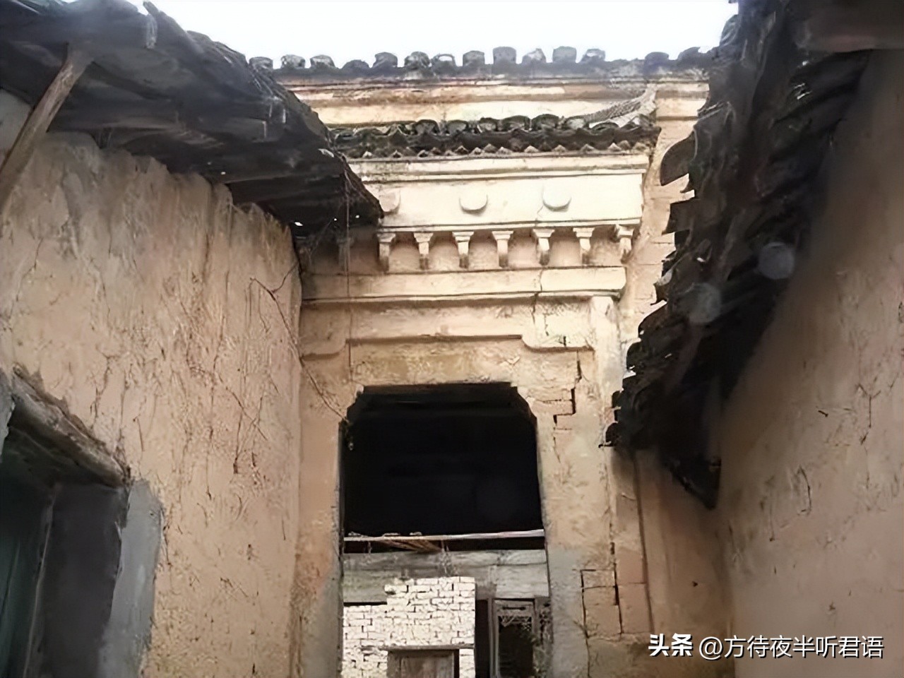 人间梦幻古建筑,仙境云雾缭绕古建筑