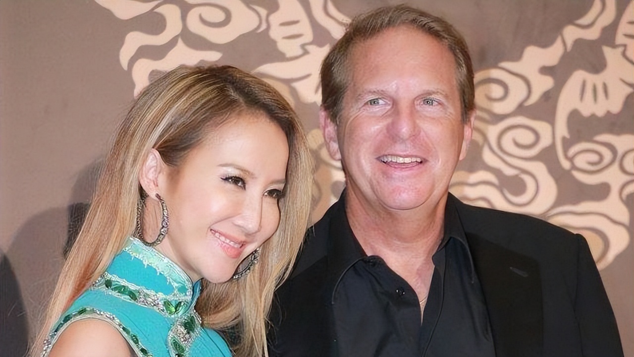 噩耗！48岁歌手李玟轻生去世，网友猜测与渣男前夫有关