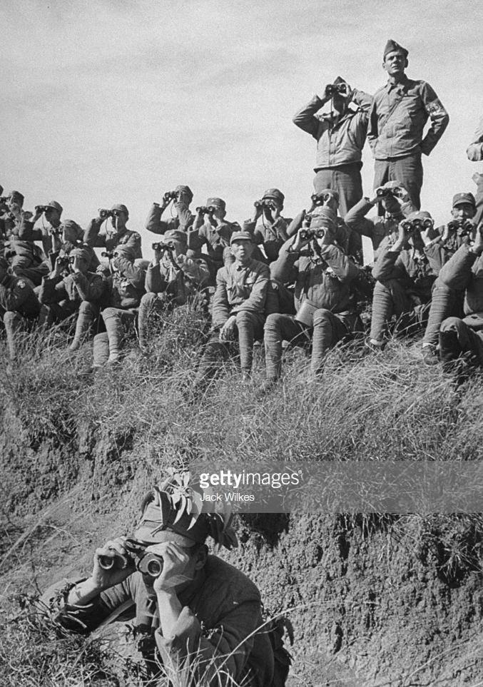 【晚清*楼青**旧影】女子丰乳肥臀，媚态撩人，风姿依旧！