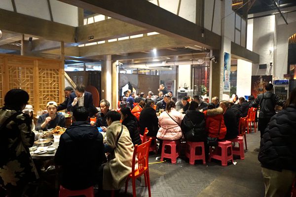 吃地道大草原烤全羊,坝上草原美食烤全羊