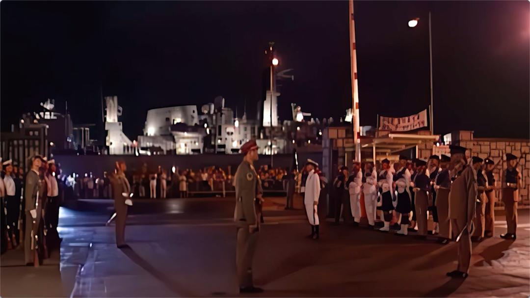 有以前当过军人的明星,16位曾是军人的明星