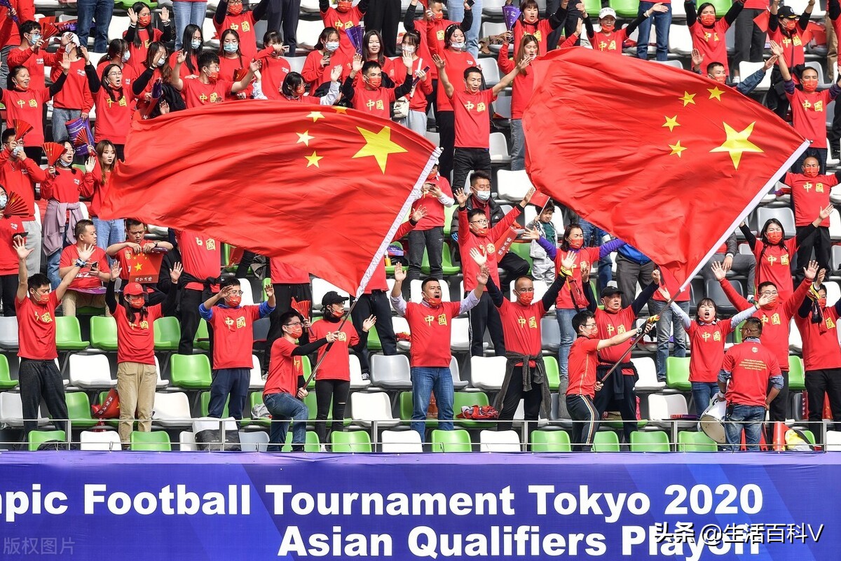 张玉宁鼓舞士气,张玉宁是中国足球的希望