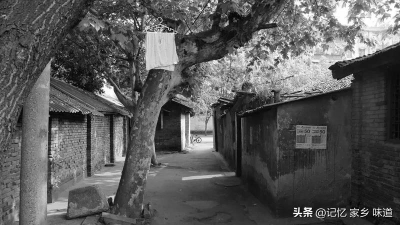 咱也赶回时髦，网购一台电视