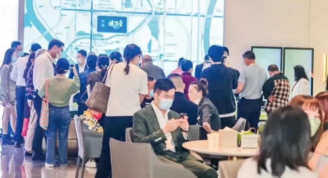 说真的，江渝北“芯芯儿”上的溪畔洋房，我也是第一次见到