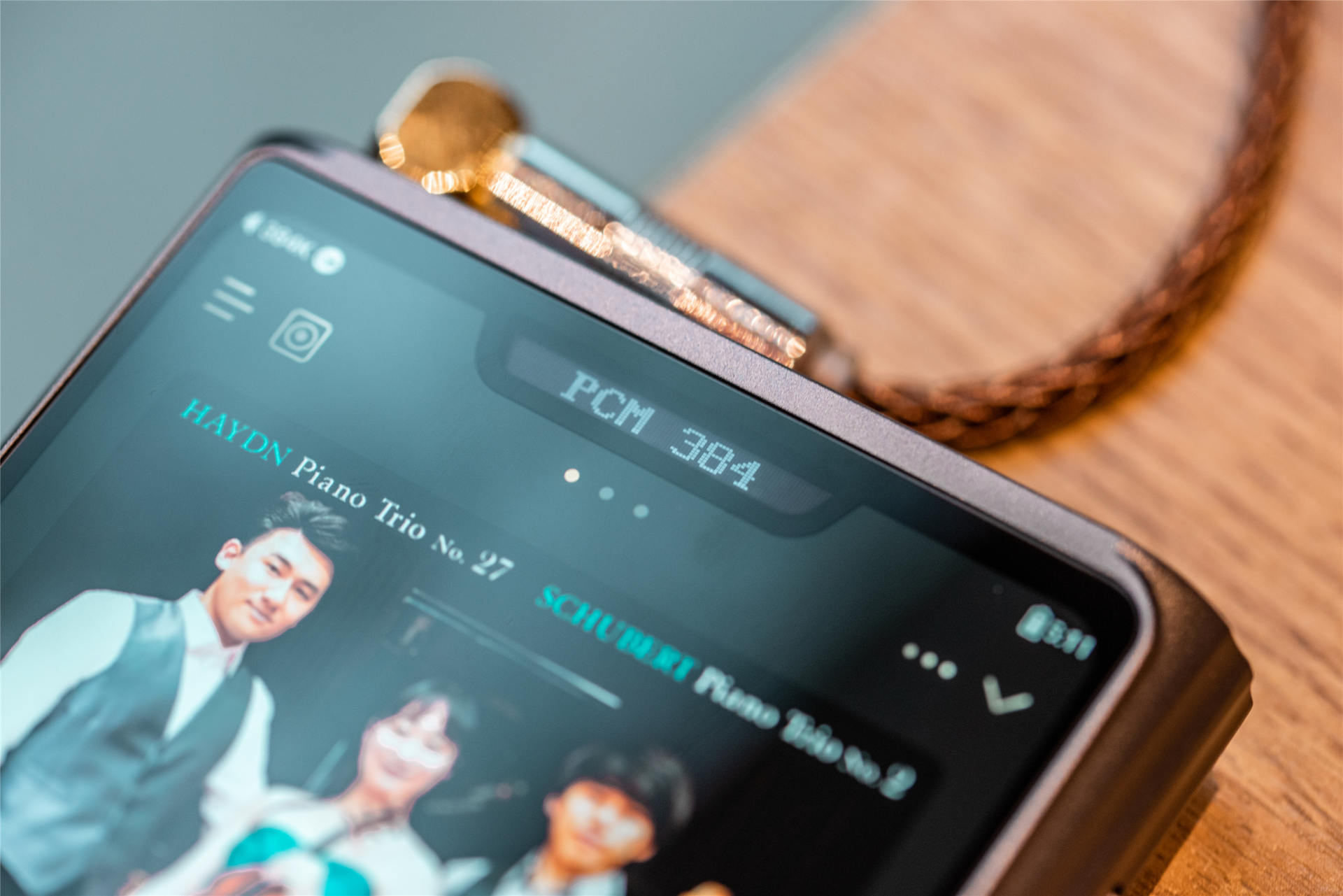 山灵m9播放器深度评测,山灵M9旗舰级便携播放器评测