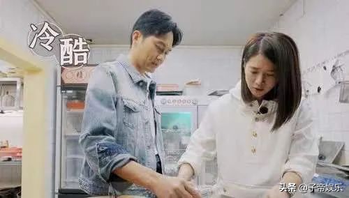 素颜做志愿者走亲民路线被讽刺有目的洗白儿子宣传造势