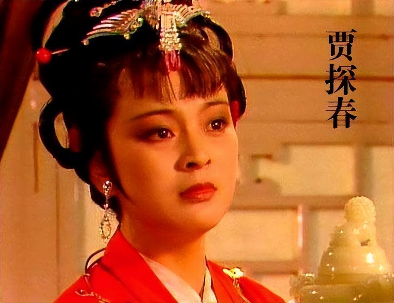 宝玉的那块玉最后去哪了 (第三十七回贾芸给宝玉带来了什么)