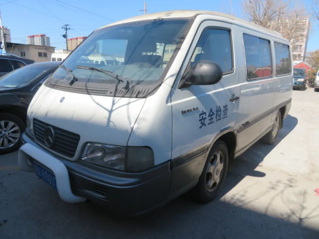 济南中国中铁公车拍卖,济南中铁拍卖车