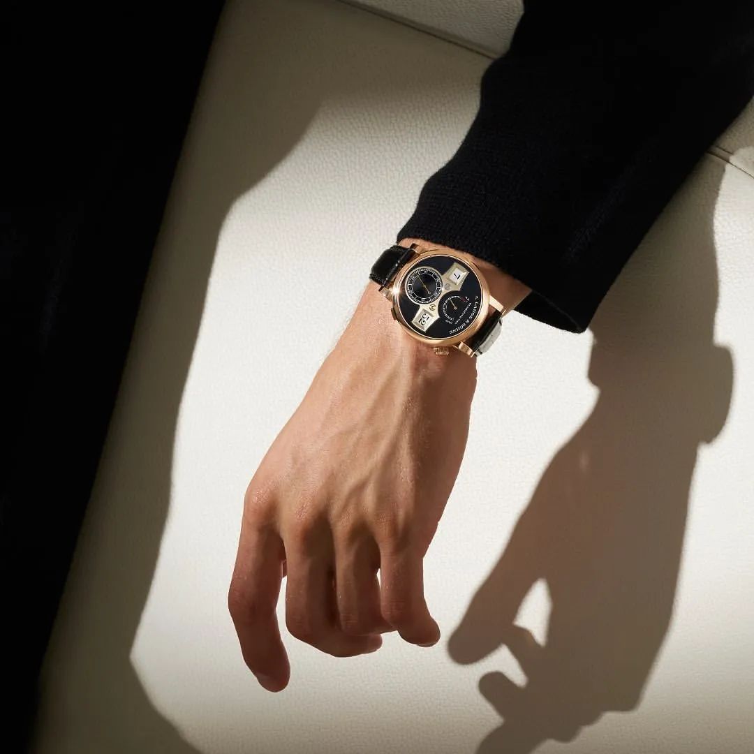 既商务又休闲的机械表推荐,时尚适合上班族佩戴的万元机械表