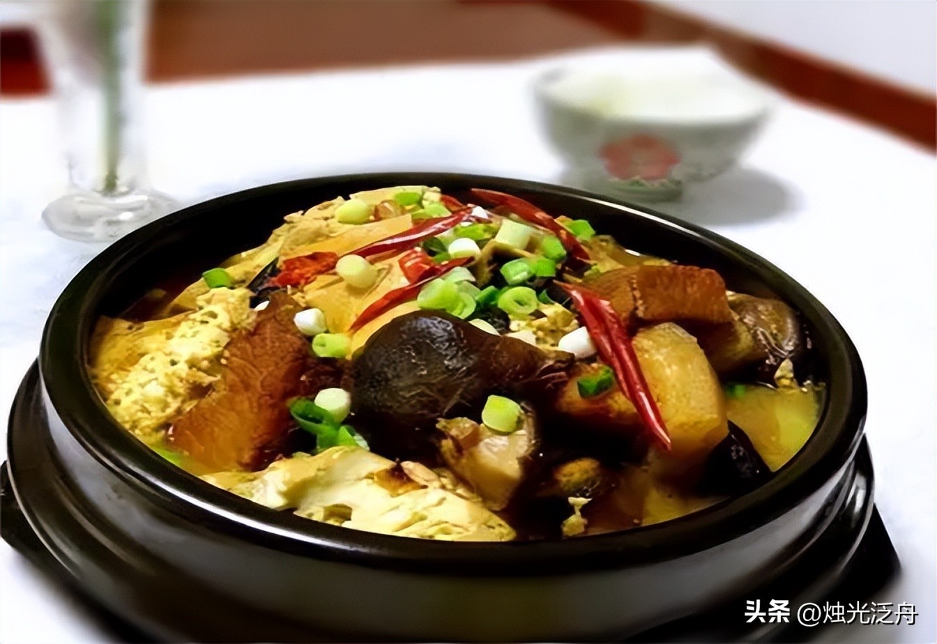 木耳胡萝卜蟹味菇核桃仁做法,核桃豆腐花做法教程