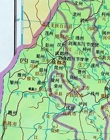 *队军**美女献身解决将军生理问题，引发社会争议和热议！