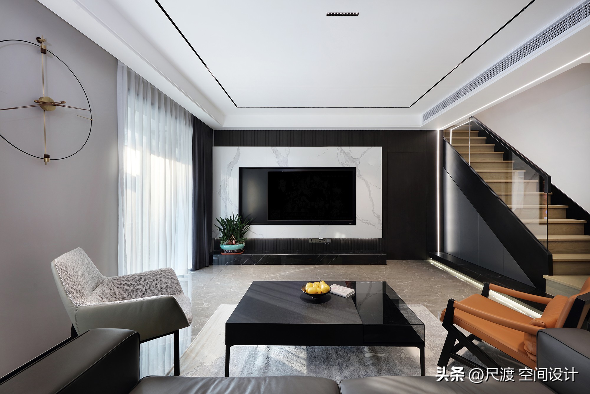 经典的黑白灰风格,高级耐看的极简黑白灰