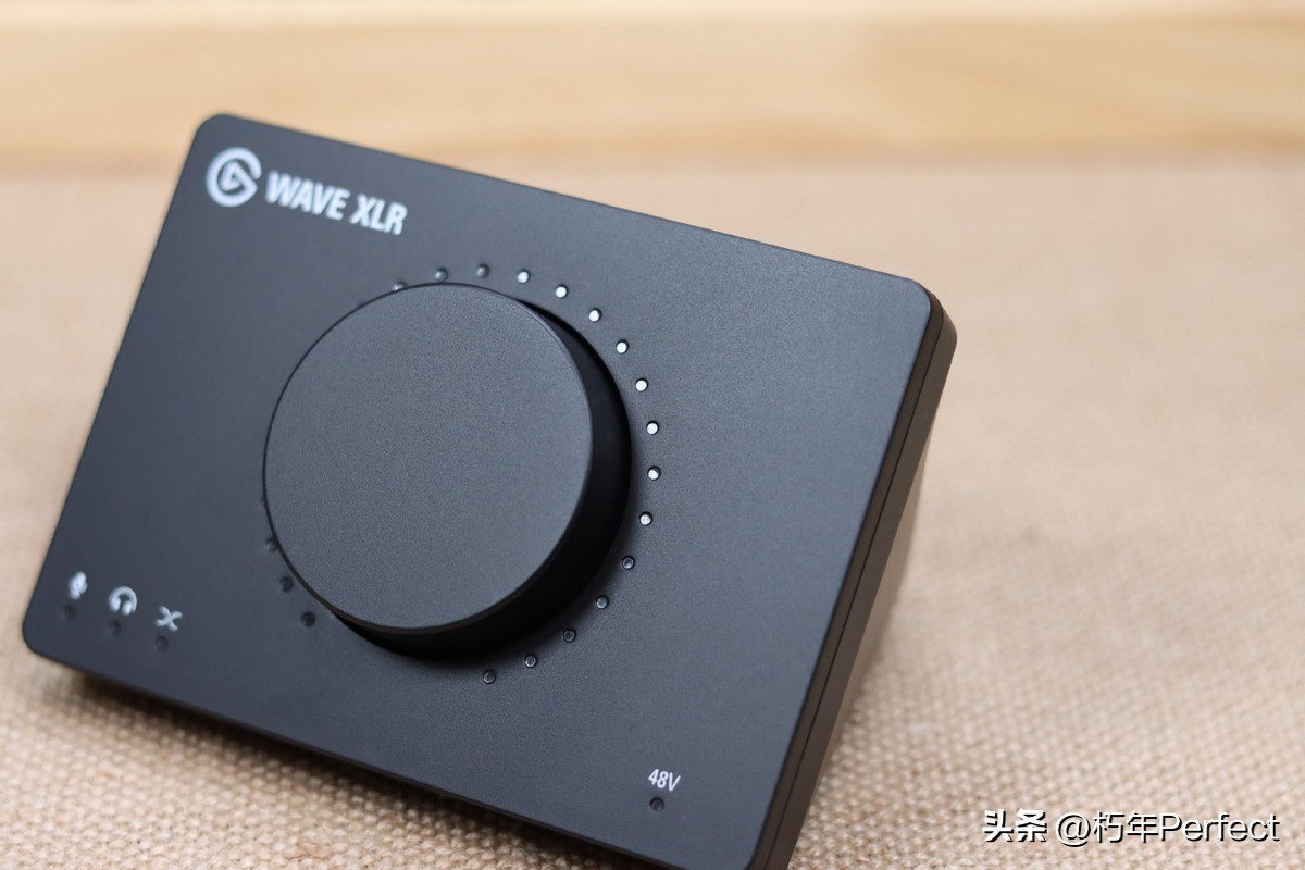 麦克风声卡套装直播,主播无线麦克风声卡套装