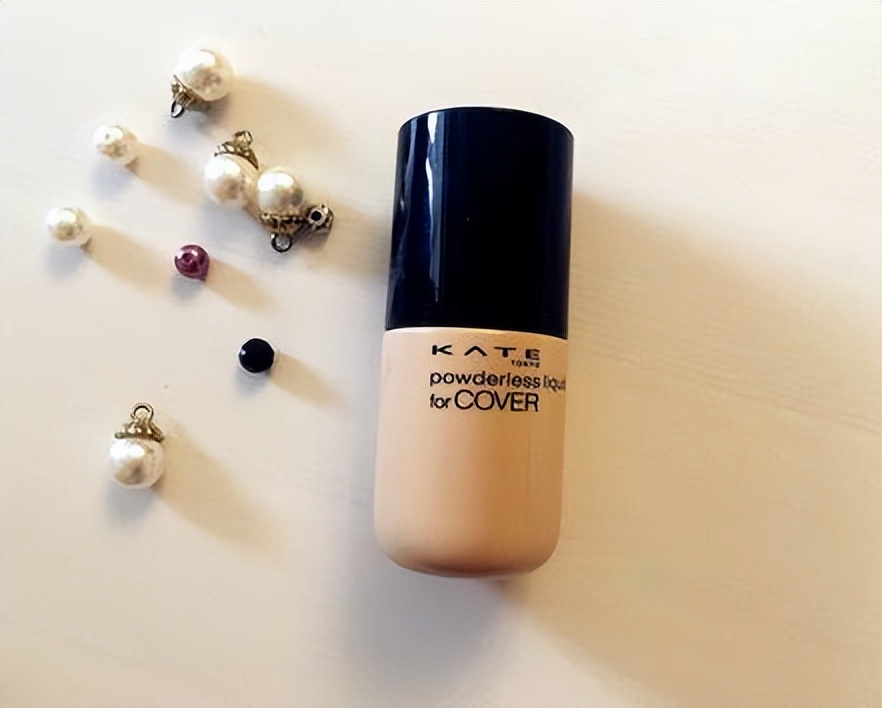 粉底液控油保湿提亮肤色bb霜,什么bb霜粉底液遮瑕持久效果好